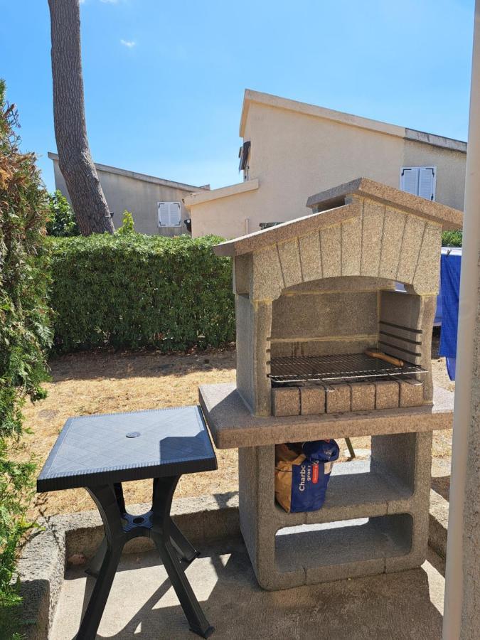 Mini Villa Jardin 50 M Plage Borgo  Buitenkant foto